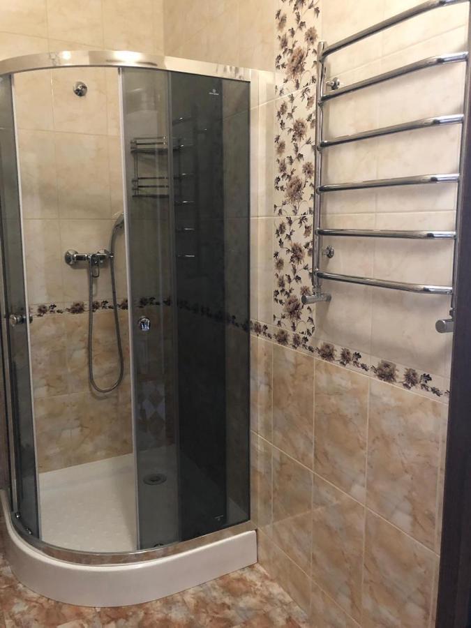 Гостиный Двор Надежда Hotel Khlibodarske Buitenkant foto